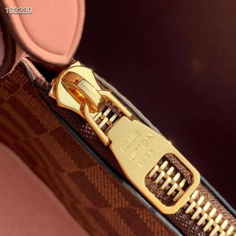 LOV - Luxurious Totes - 2081