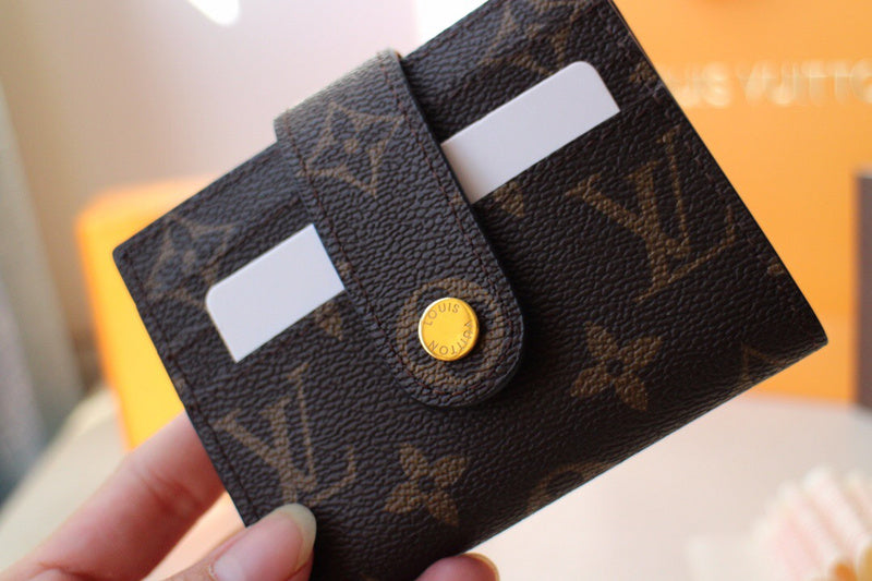 Luxurious Totes - Latest - 1018