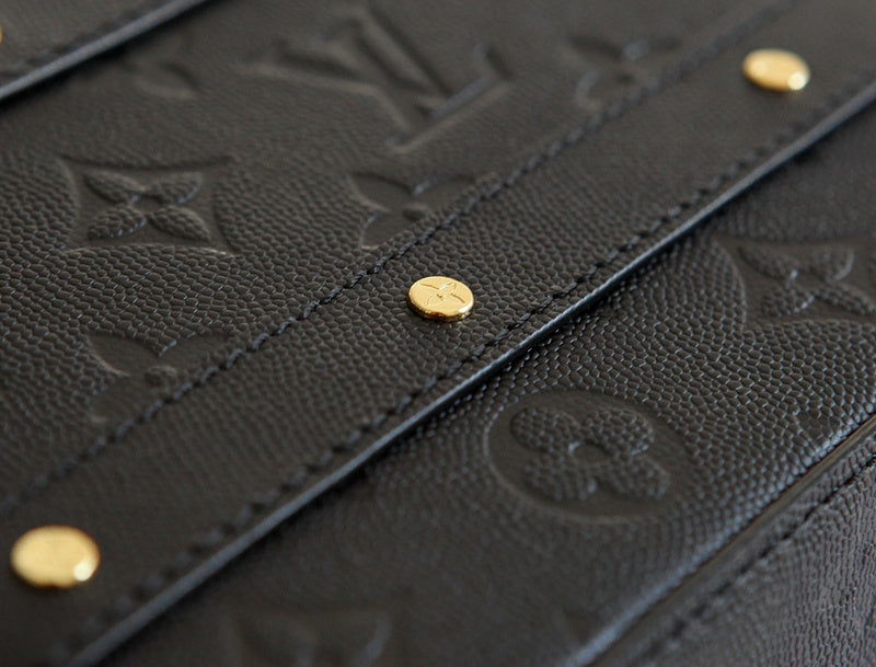 LOV - Luxurious Totes - 903