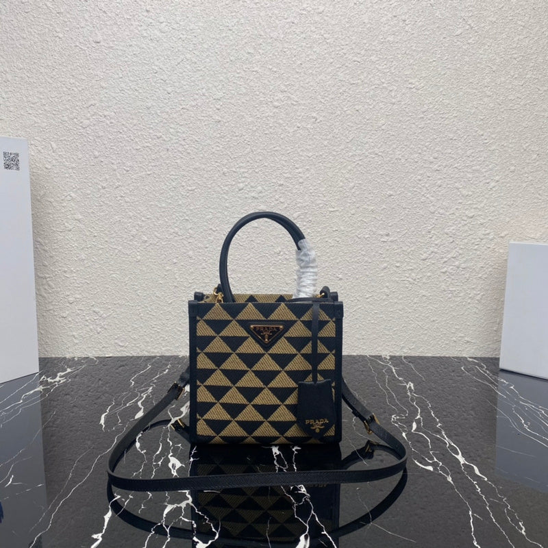 Luxurious Totes - Latest - 4572