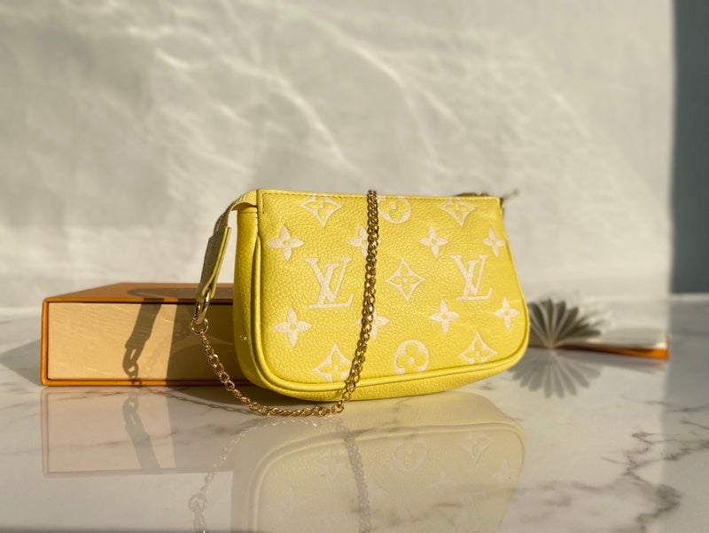 LOV - Luxurious Totes - 1716