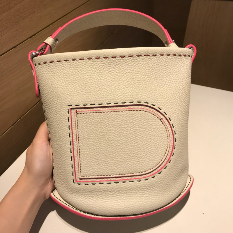 Luxurious Totes - Latest - 6084