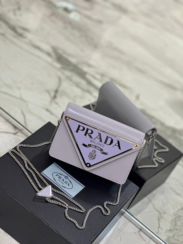 PDA - Luxurious Totes - 076