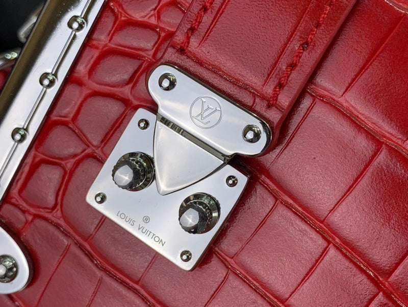 LOV - Luxurious Totes - 074