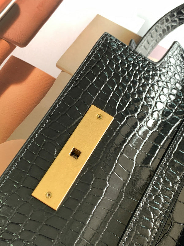 Luxurious Totes - Latest - 8633