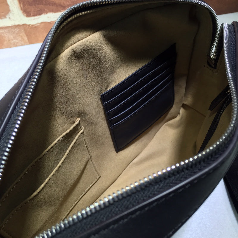 GUI - Luxurious Totes - 950
