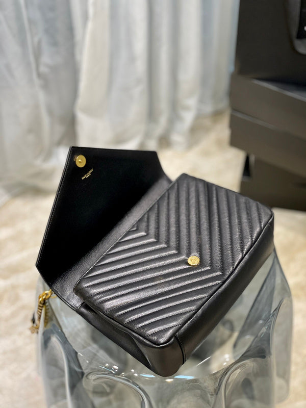 Luxurious Totes - Latest - 8415
