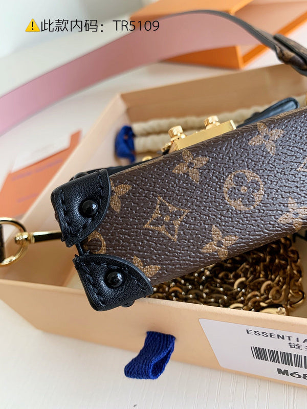 Luxurious Totes - Latest - 2432