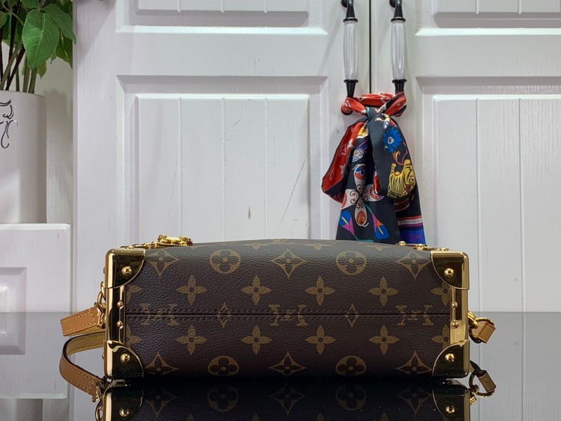 LOV - Luxurious Totes - 078