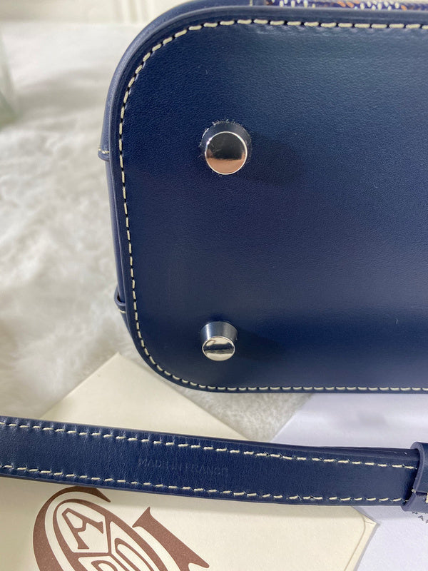 Lux-Totes - GOD Bags - 134