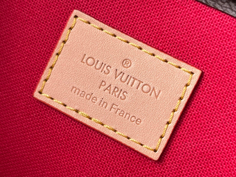 LOV - Luxurious Totes - 1935
