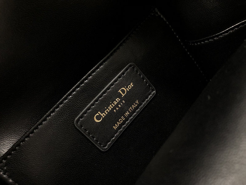Luxurious Totes - Latest - 8775