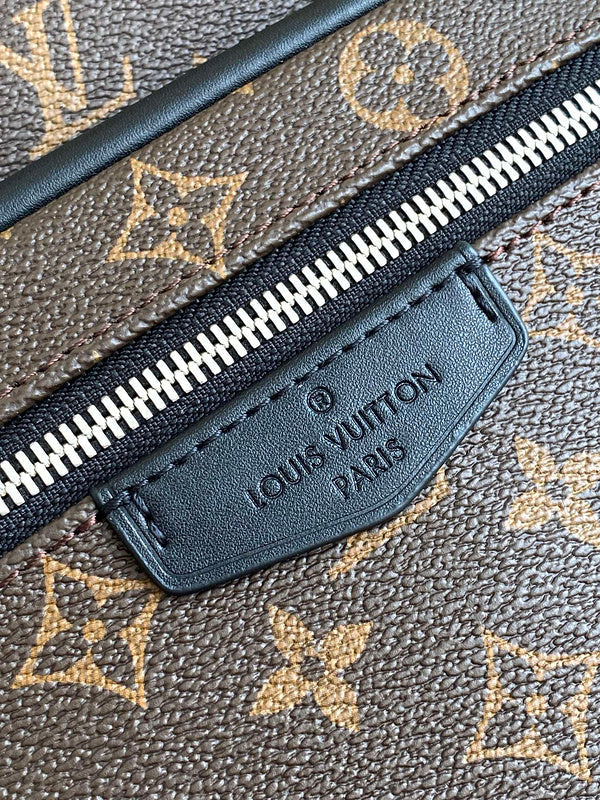 LOV - Luxurious Totes - 2298