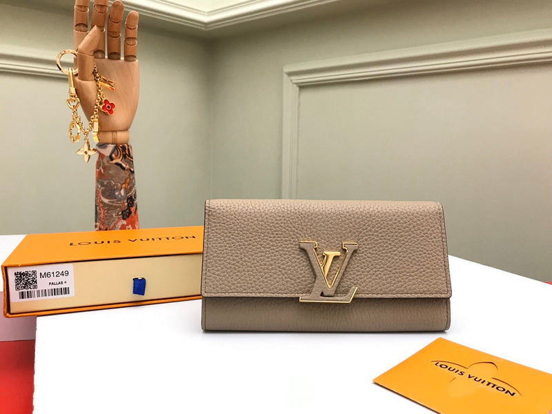 Luxurious Totes - Latest - 695
