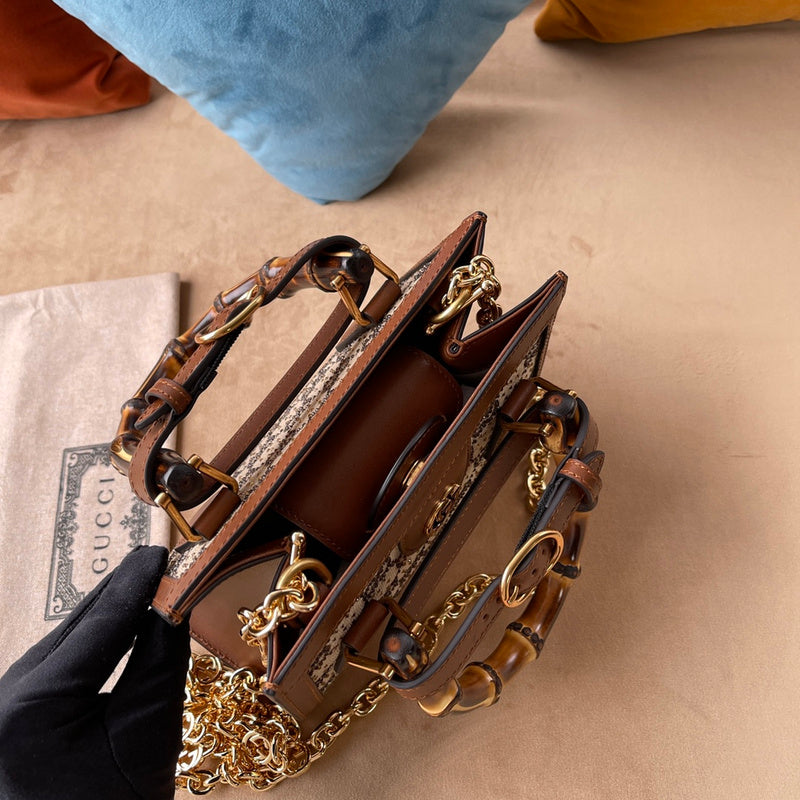GUI - Luxurious Totes - 466