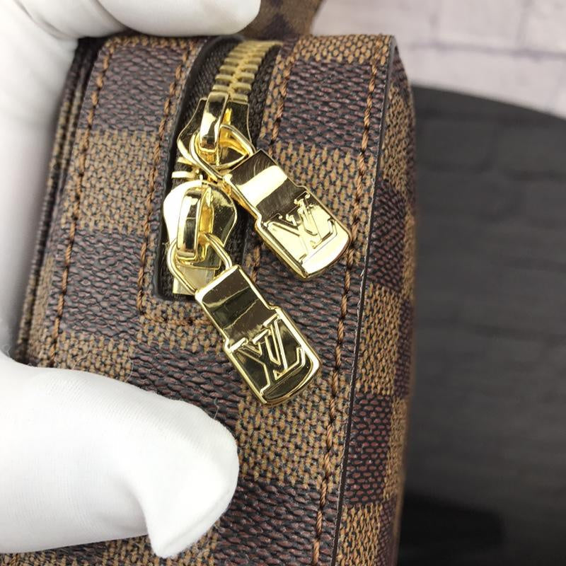 LOV - Luxurious Totes - 2683