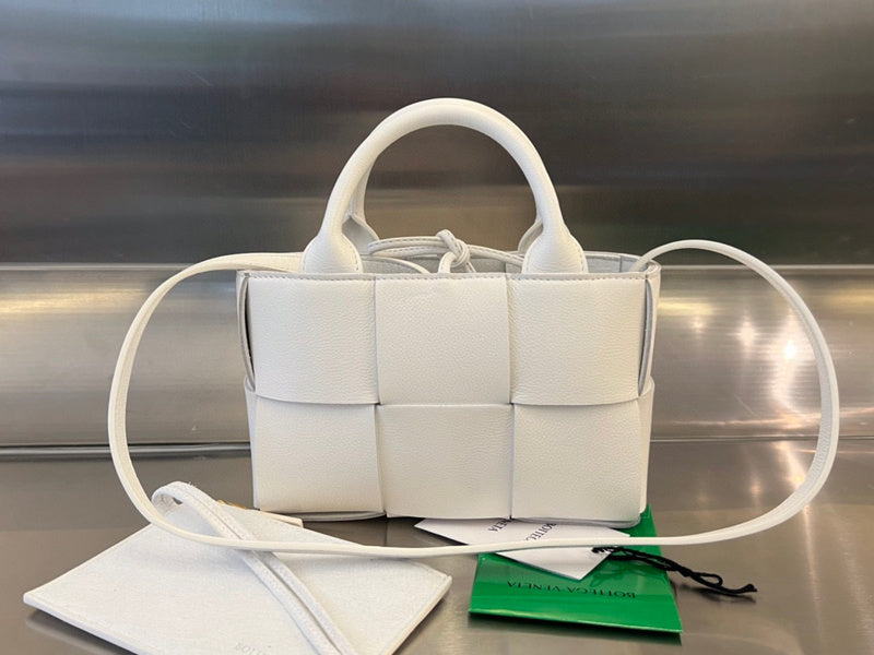 Luxurious-Totes - BV Bags - 1008