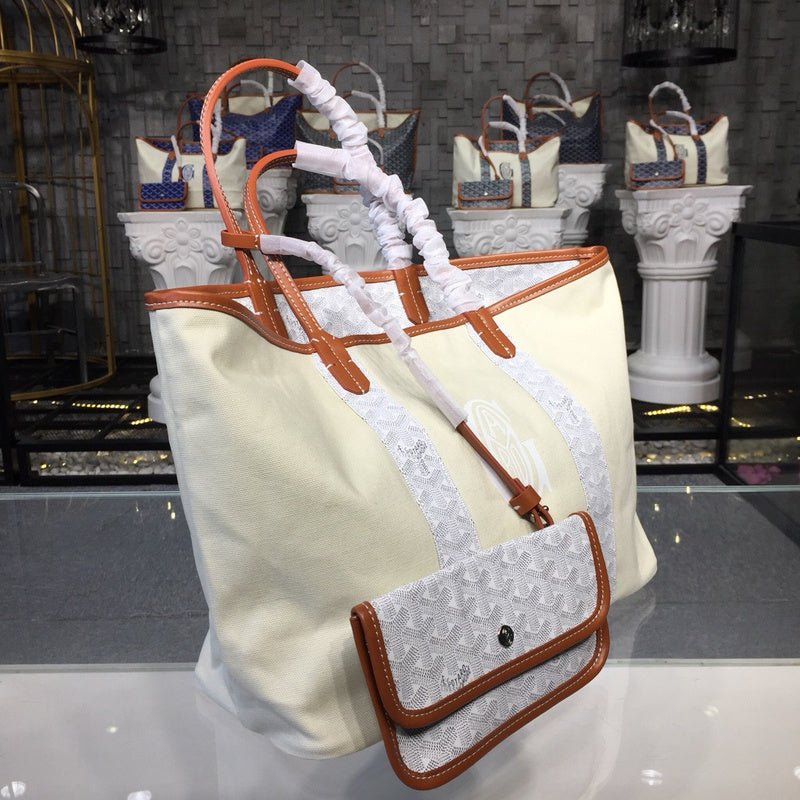 Lux-Totes - GOD Bags - 232