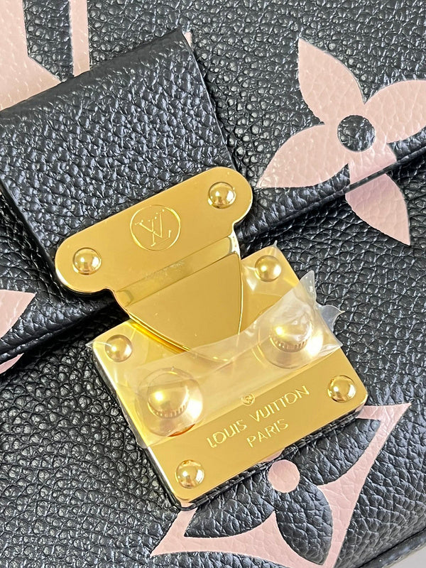 LOV - Luxurious Totes - 1605