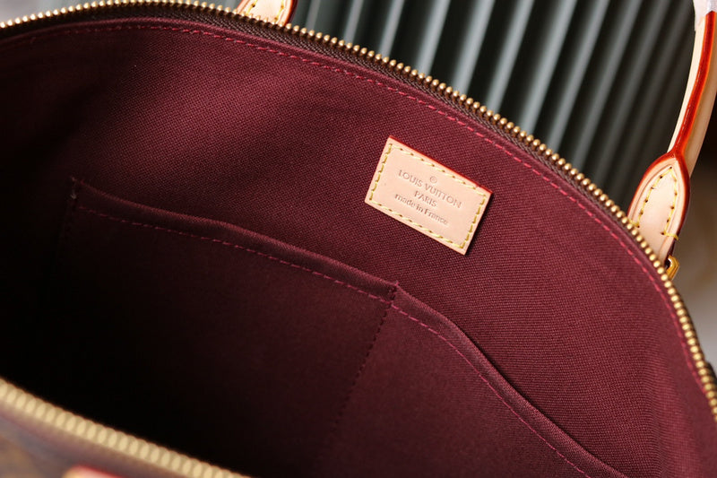 LOV - Luxurious Totes - 1800