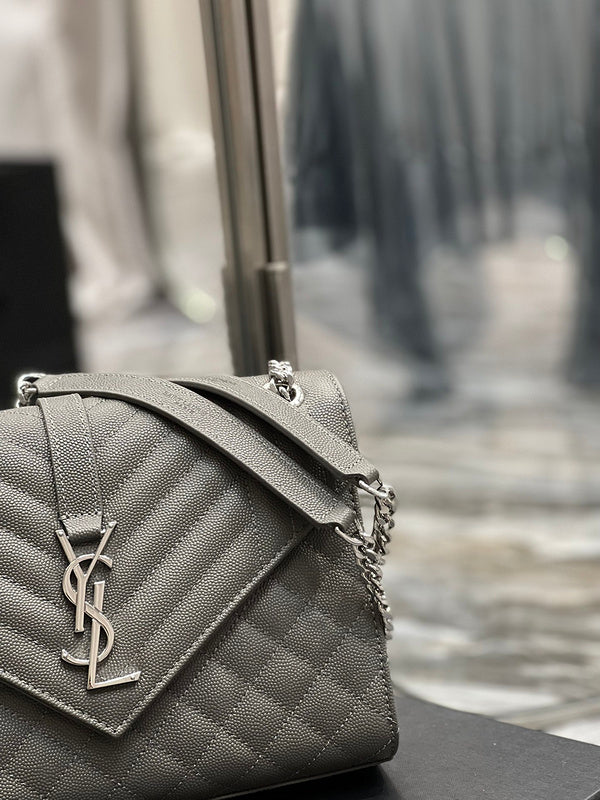 Luxurious Totes - Latest - 8301