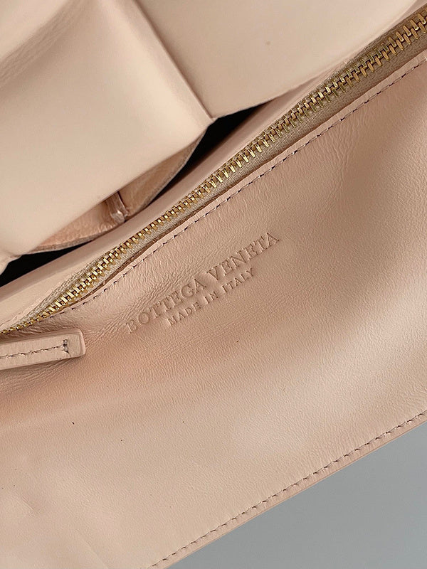 Luxurious Totes - Latest - 7054