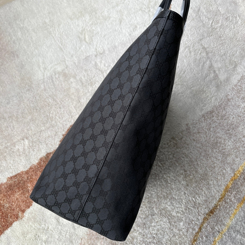 GUI - Luxurious Totes - 1210