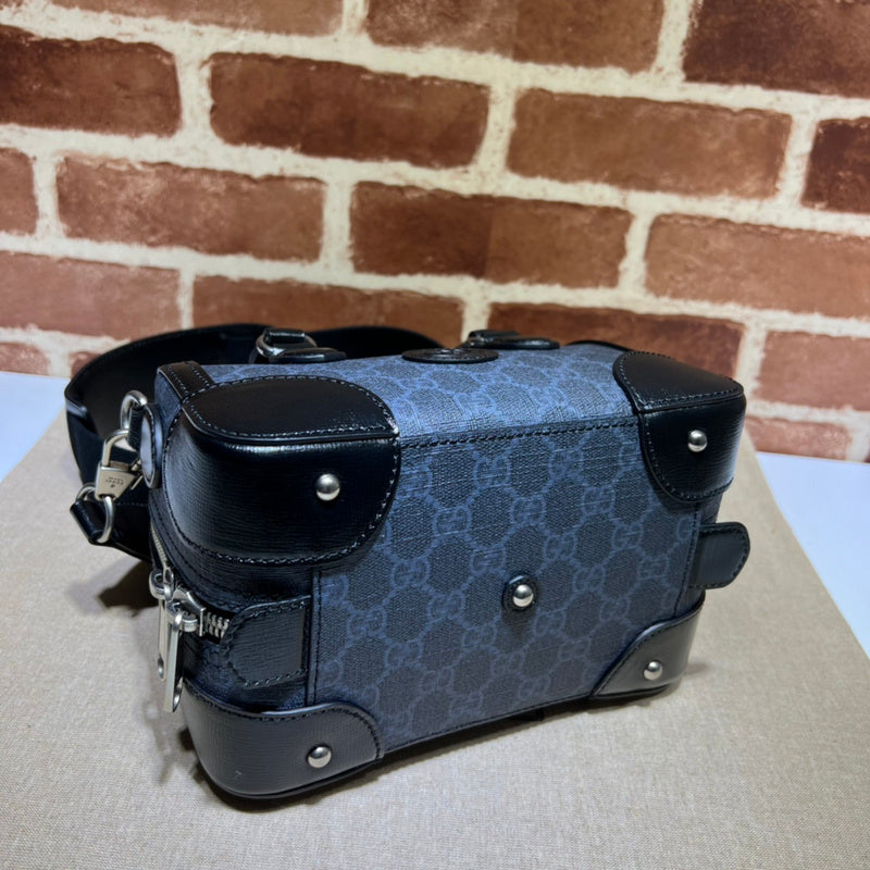 GUI - Luxurious Totes - 056
