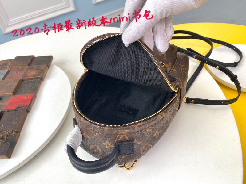 LOV - Luxurious Totes - 1088