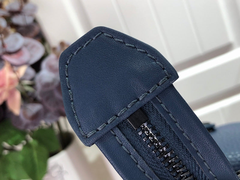 LOV - Luxurious Totes - 2318