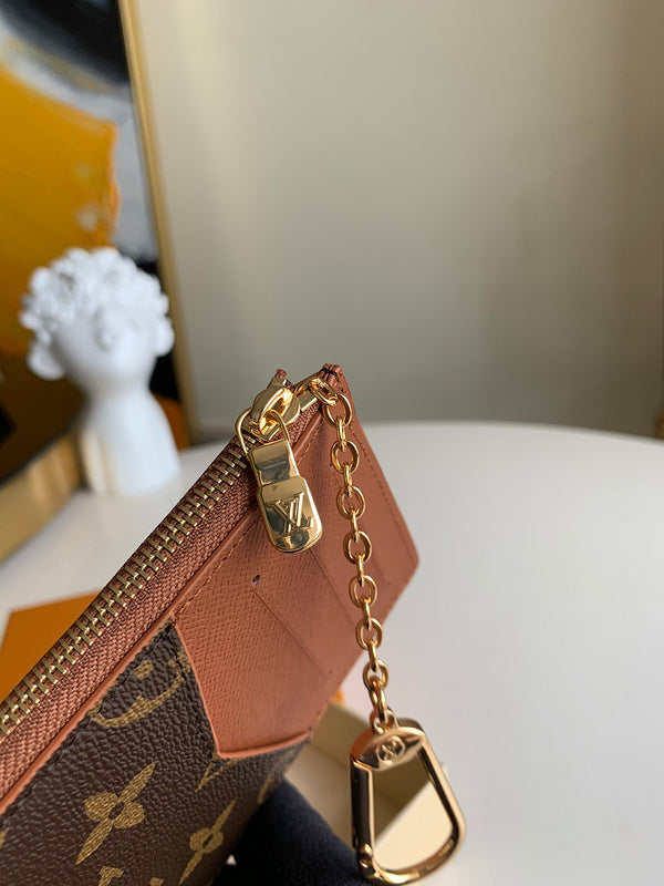 Luxurious Totes - Latest - 836