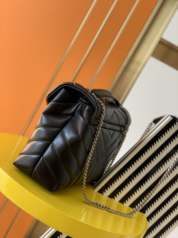 Luxurious Totes - Latest - 8896