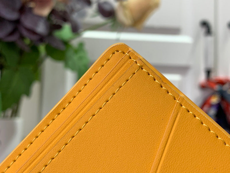 LOV - Luxurious Totes - 507