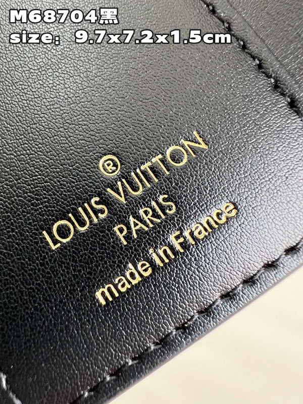 LOV - Luxurious Totes - 896