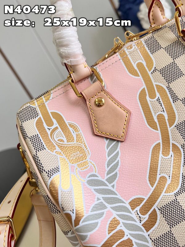 LOV - Luxurious Totes - 567