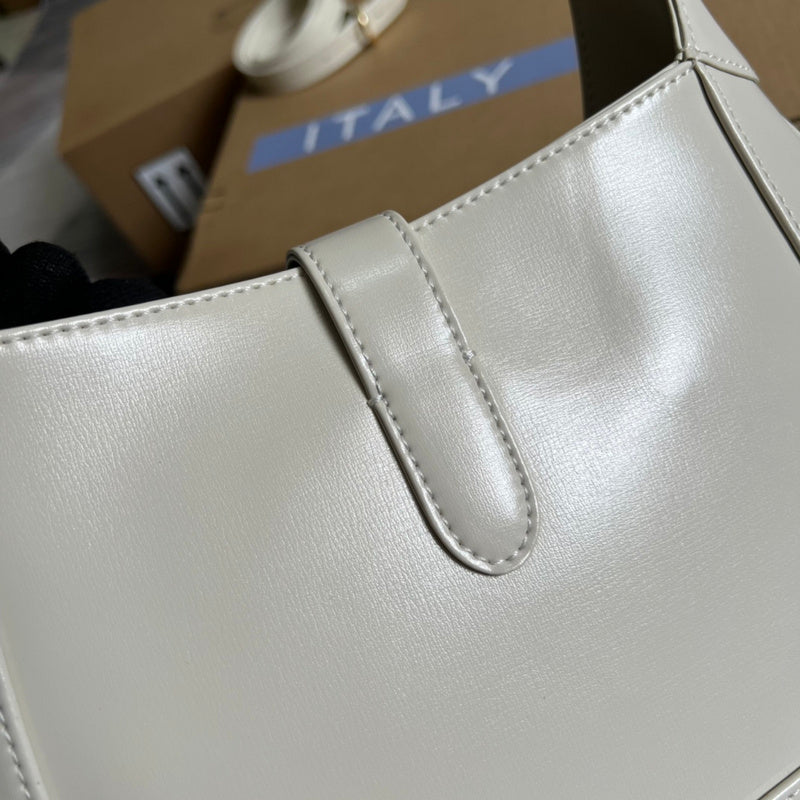 Luxurious Totes - Latest - 3675
