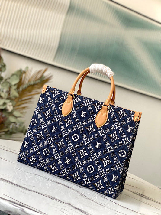 LOV - Luxurious Totes - 2136
