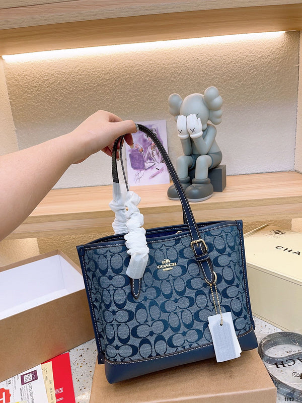 Luxurious Totes - CCH2 Bags - 145