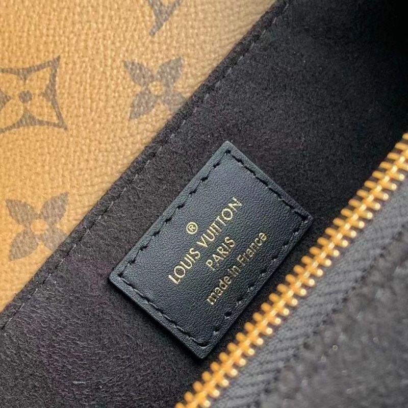 LOV - Luxurious Totes - 826