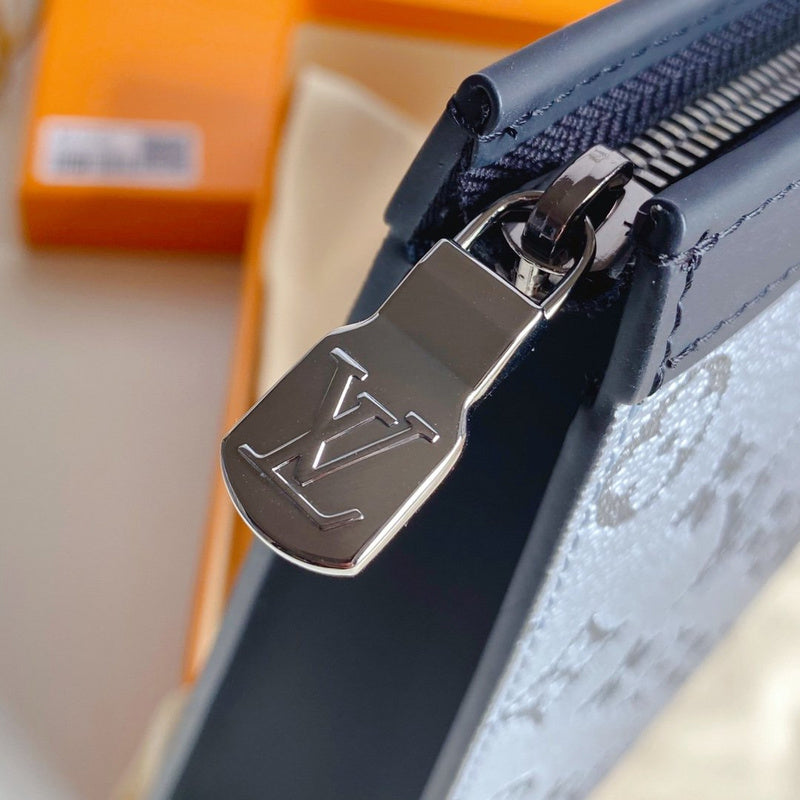 LOV - Luxurious Totes - 411