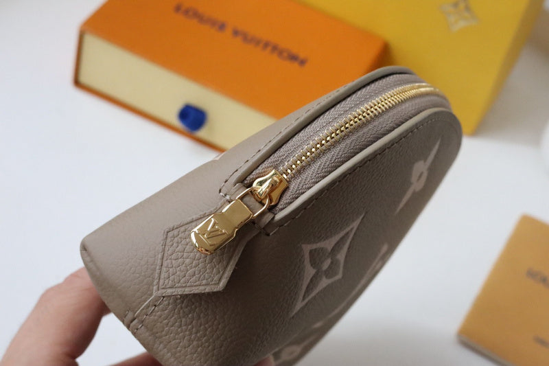 LOV - Luxurious Totes - 2230