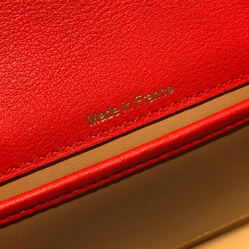 Luxurious Totes - Latest - 6063