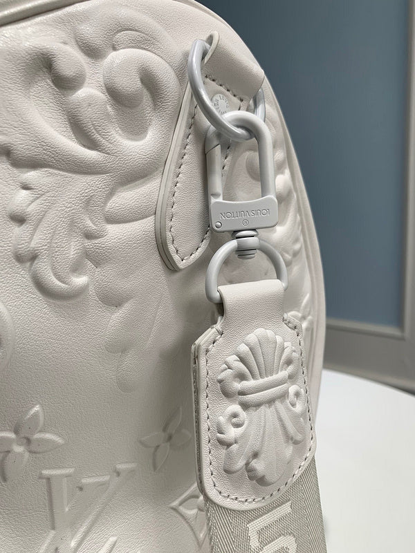 LOV - Luxurious Totes - 267