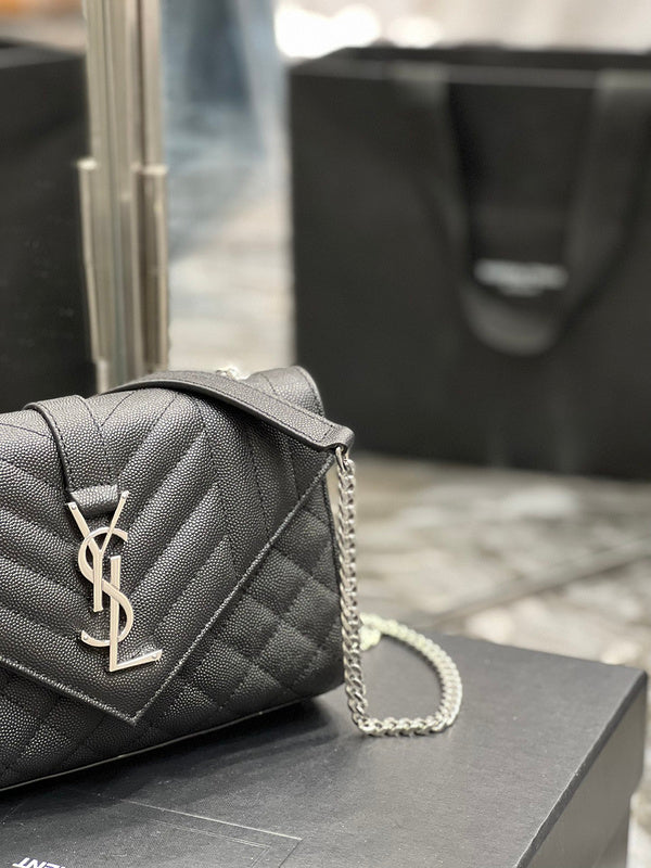 Luxurious Totes - Latest - 8324