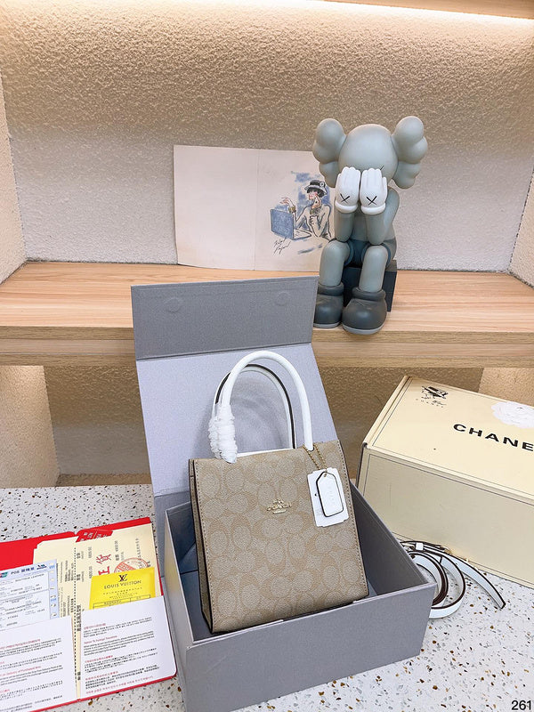 Luxurious Totes - CCH2 Bags - 107