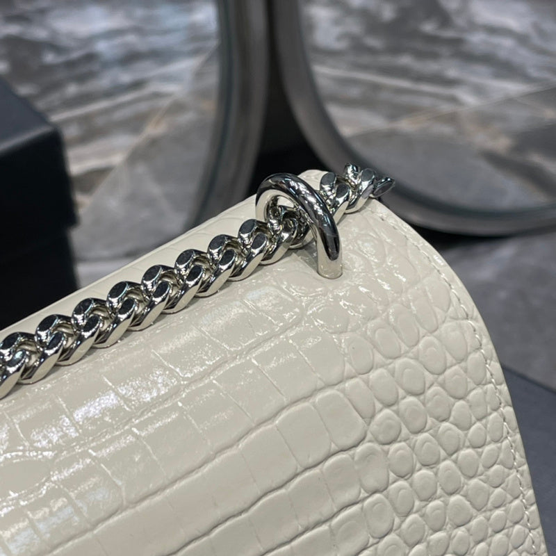 Luxurious Totes - Latest - 8545