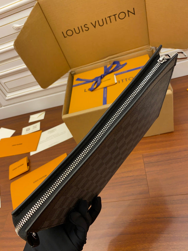LOV - Luxurious Totes - 2086