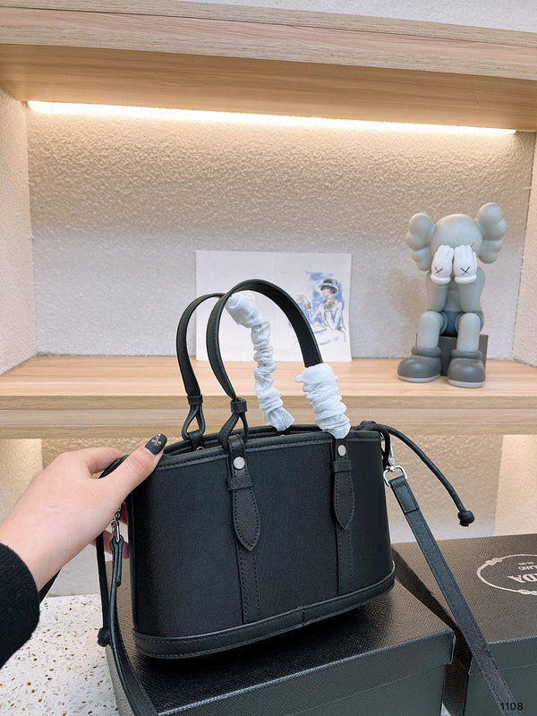 Luxurious Totes - PDA3 Bags - 080