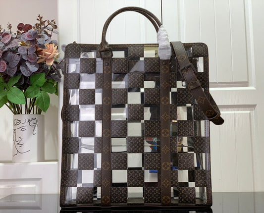 LOV - Luxurious Totes - 780