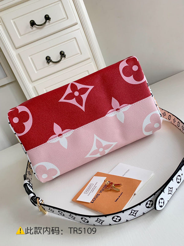 Luxurious Totes - Latest - 9708